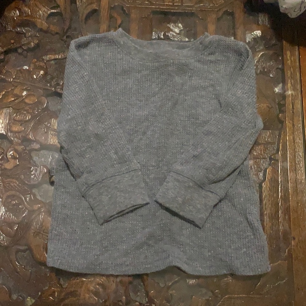 Grey long sleeve shirt